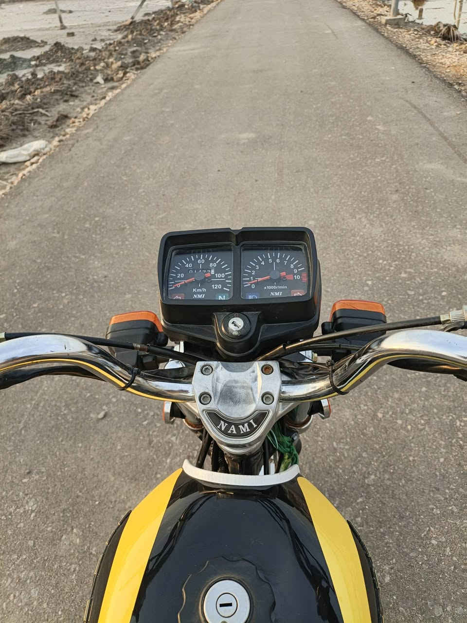 للبيع تعمير شاصي ارشا اصولي 2019ولباقي كله 26 مكينه سيجي نامه شادله ارقه من الشلامجه  غراضه كله بلادي دبلات دايوان الدراجه مال جناي نضافتها 1/1  مابيع اي نقص السعر 875وترهم مراوس بمتياز وينطي فرق مكاني حله رقمي ***********
