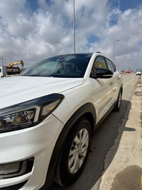 للبيع توسان موديل 2019 امريكي   حداديه وتخم تاير وجهازه   رقم بغداد ال...