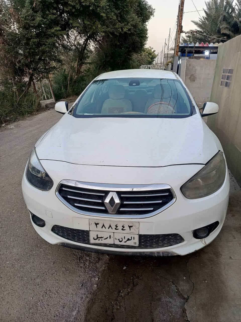 رينو البيع او مراوس موديل 2015 مصبوغة عام مكان ديالى السعر 50 او بيهة مجال رقم الهاتف ***********
