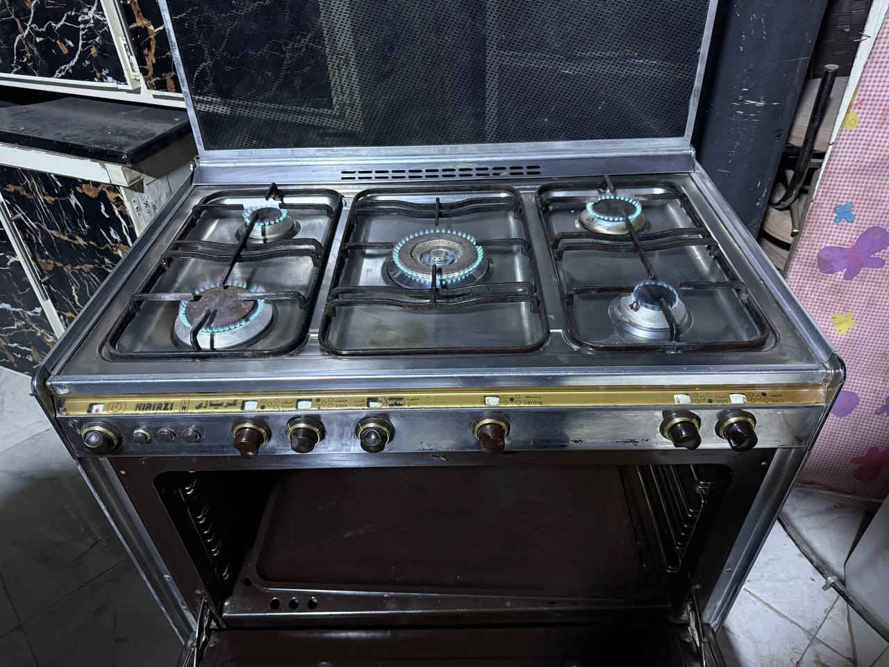 طباخ كريازي نظيف كلش ما بيه اي عيب للاستفسار اتصل ***********
متوفر وتساب
