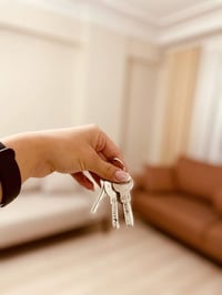 اعلان 93 شقة طابق ثاني للأيجار الغزالية  شارع المركز مربع شهد مساحة 11...