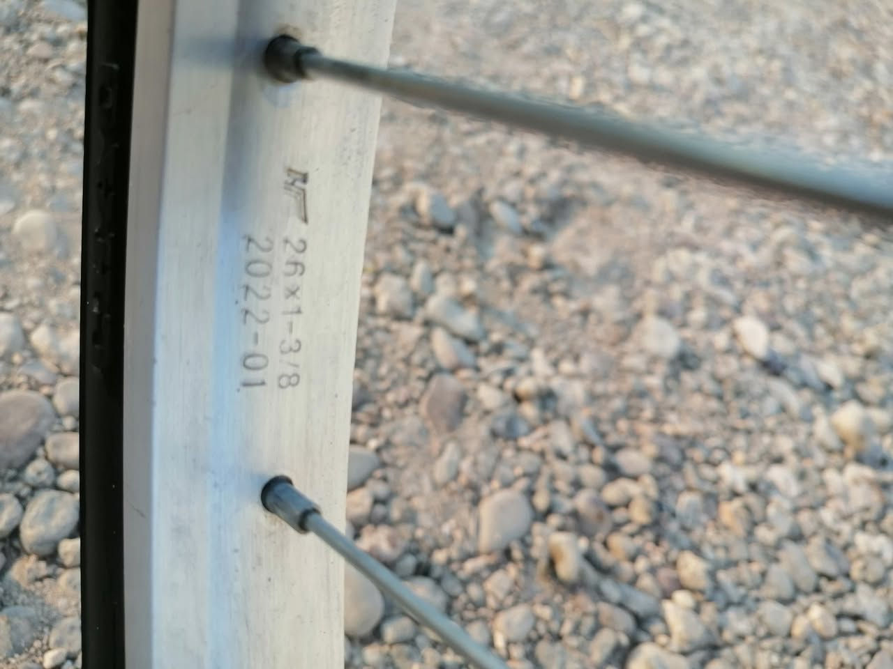 سلام عليكم باسكل لون زيتوني  مديل 2022حجم 26من كل مكان مختوم باسكل كامل ونضيفف 100 /100مكان نجف كوفه قيم الباسكل واخذه رقمي ***********
