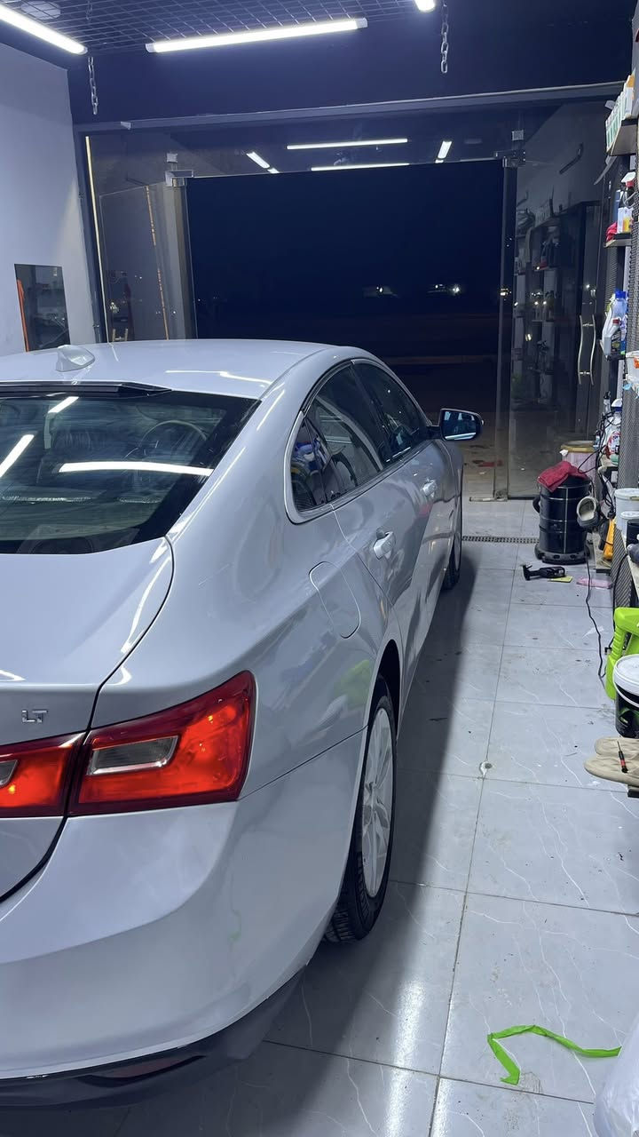 السلام عليكم 
ماليبو 2018 
سياره جديده 
فول مواصفات عدا الفتحه
ضرر السياره جاملغ الخلفي وجامليه للسياره لان جانت مشخظه حزمتها وعندي فديو قبل لا احزمها 

* ملاحضه ترهم بمقدمه والبقيه قسط وترهم نقد 
للأستفسار : ***********
العنوان : الرمادي 📍
