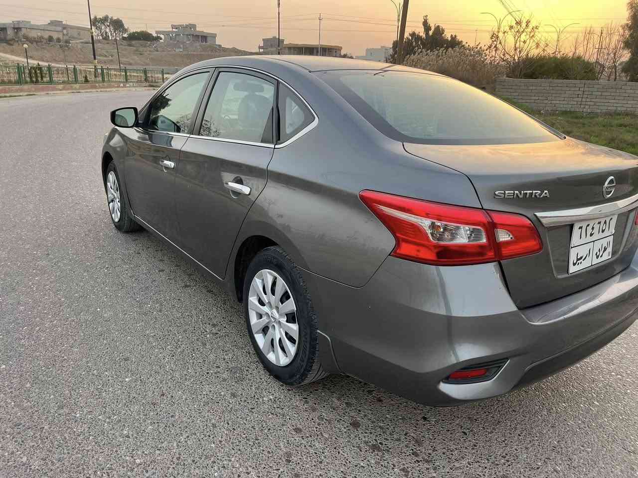 سنترا2019
ماشيه100
رقم اربيل شرط التحويل 
سيارة جديدة كلها شركه
كير محرك صدر تايرات كلها شرط
ضررها الجاملغ اليسار الامامي
شرط بدون دواخل بدون ايرباك 
السونار بالمنشور
السعر 118
يرهم مراوس حسب القناعه
***********
