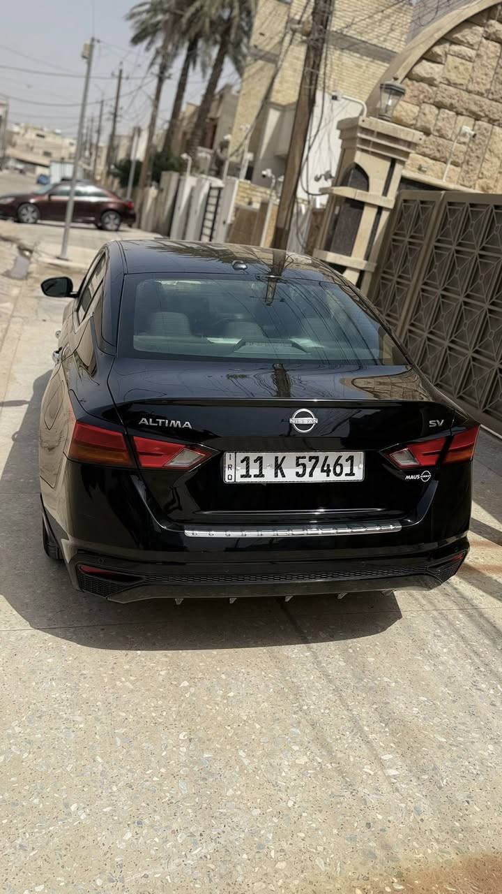 سلام عليكم نيسان التيما مواصفات SV موديل 2023   وارد امريكي حادثها فقط غرق نسبه جداً قليلق سياره مكفوله كفاله عامه من كلشي سياره من امريكه على ايدي ماشيه 9000كيلو ما ماشيه رقم بغداد بسمي تحويل ثاني يوم 
عنوان سياره/ بغداد/الأمين ثانيه/معلمين/
سعر 165$ بيها مجال جداً بسيط 
***********
