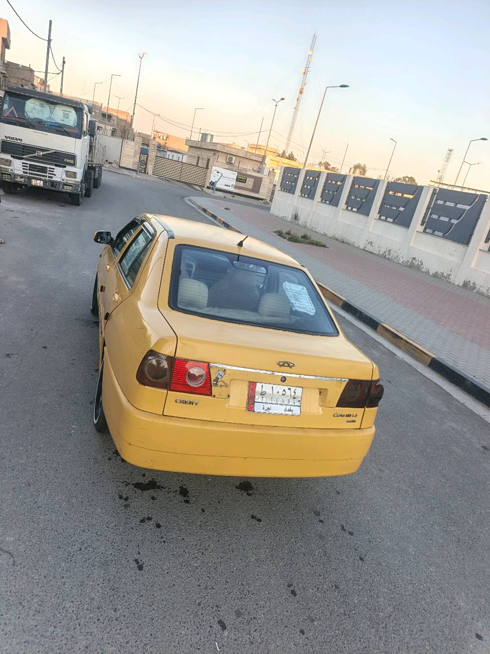 سياره شيري كوين نضافه فول سياره جكوج مابيها محرك اثر نفخ كير شرط هيئه غرامات صفر هزه كامله معامله كامله بس على البصمه شرعي بل موصل سعر 26 بيها مجال  مراسله خاص او تصال ع رقم *********** وبي واتساب