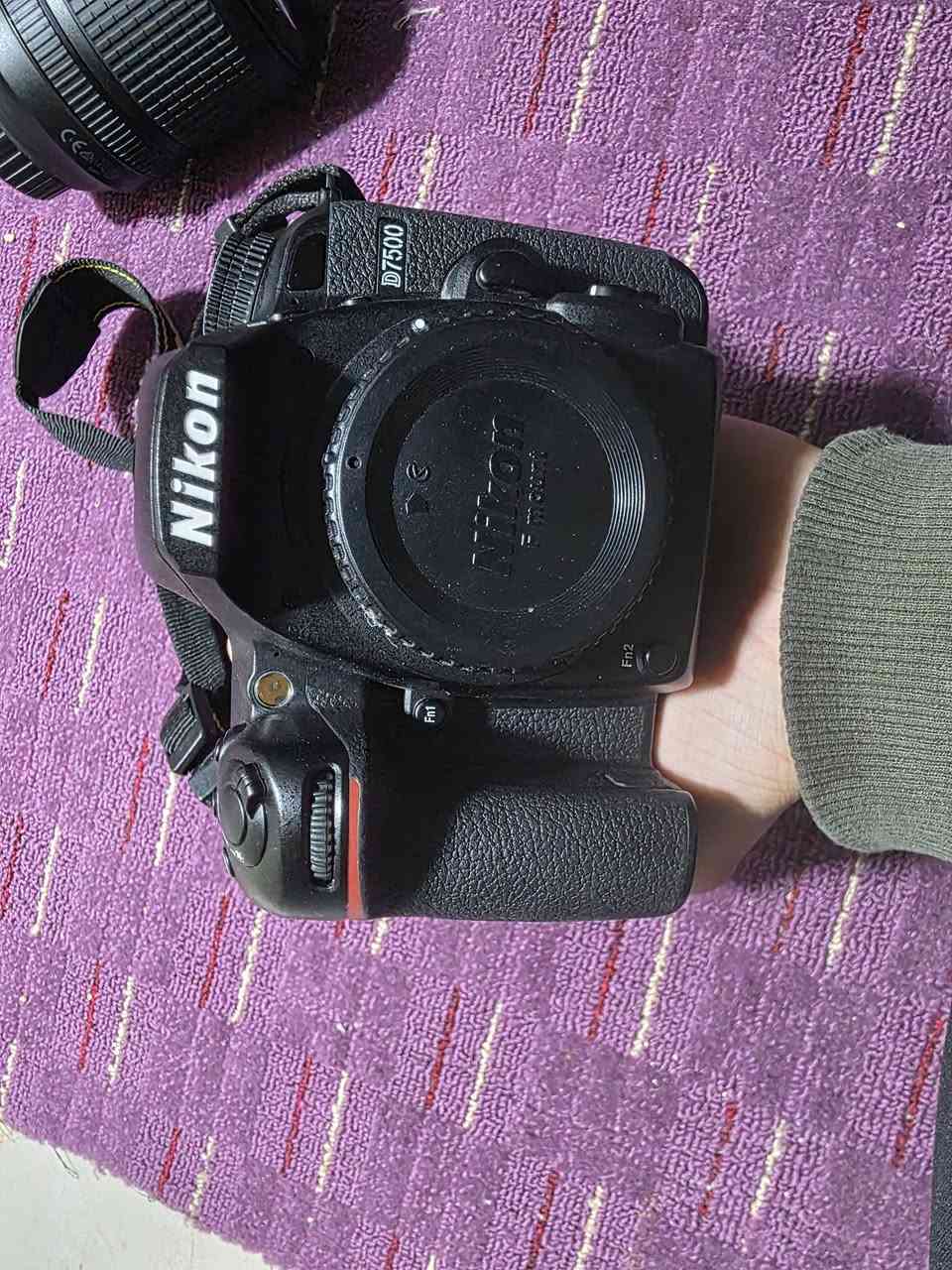 نيكون d7500
موجود نيكون 7500 للبيع الكاميرا نضيفة واستعماله خفيف مع العدسة الخاصة بها و والكارتون والشاحن الخاص
الشتر 10

للتواصل عبر الخاص او الاتصال *********** او ***********
