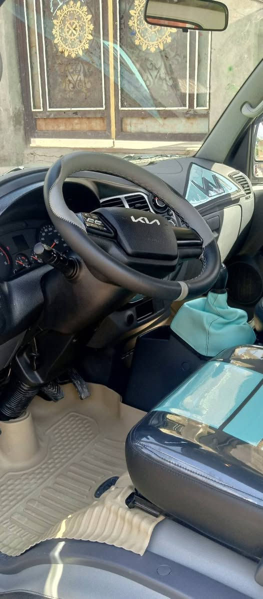 كيا فحل موديل 26 رقم بغداد محجر تسكام السياره بوظع الشركه ماشيه ٦ تالاف تحويره وياها دوشمه درجه أوله مال الكاظميه السعر ٢٣٠ مكان السياره قلعه سكر ***********
