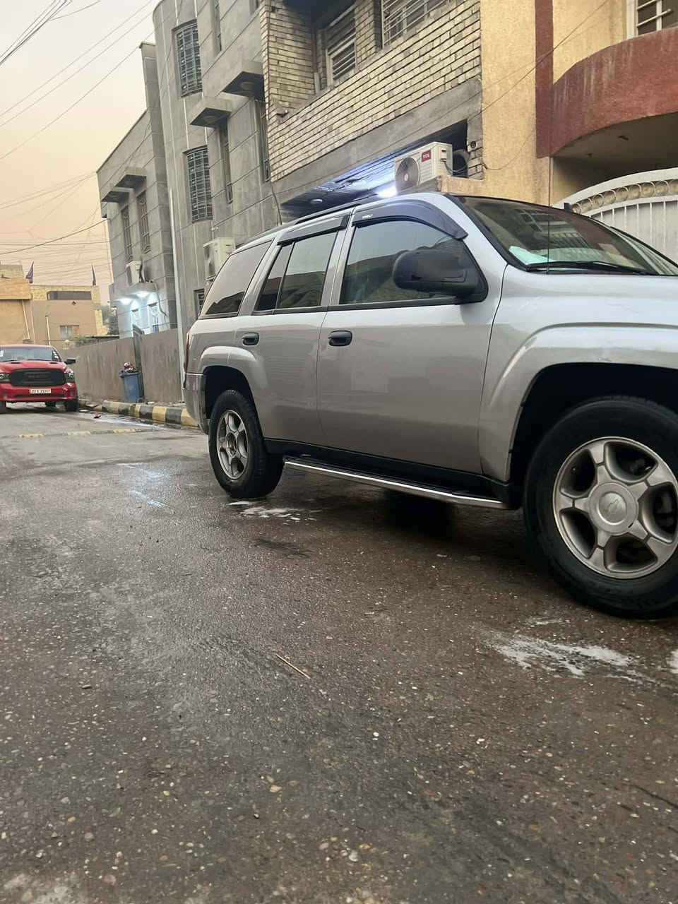 السلام عليكم بلايزر موديل 7 للبيع رقم اربيل
مابيها لاصبغ ولاضربه فقط بارد 
سونار موجود 
مكينه 6سلندر
تحويل ثاني يوم
السعر 100
مكان السياره بغداد 
رقم ***********
