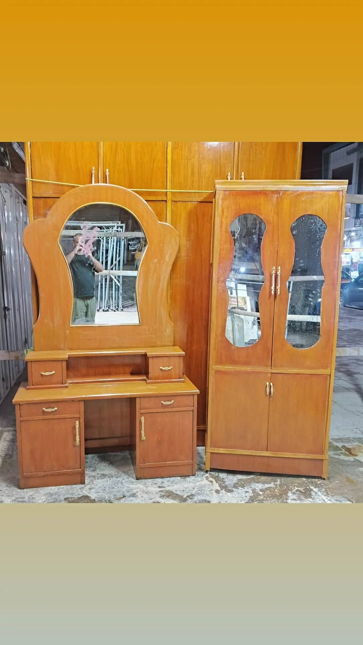 غرفة نوم مستخدمه صاج كامله أربعة ابواب ملحق صاج داخل وخارج العنوان بغداد موبايل ***********لدينا خدمة توصيل بكروه
