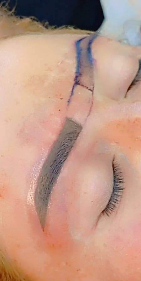 عروض رأس السنة
الاكريلك 20الف
رموش دائميه 15
قص +شسوار هديه 10
انواع اصباغ الطويل 15
القصير 10 
جلش قدم 10
العنوان المعالف الاستفسار على الرقم ***********
