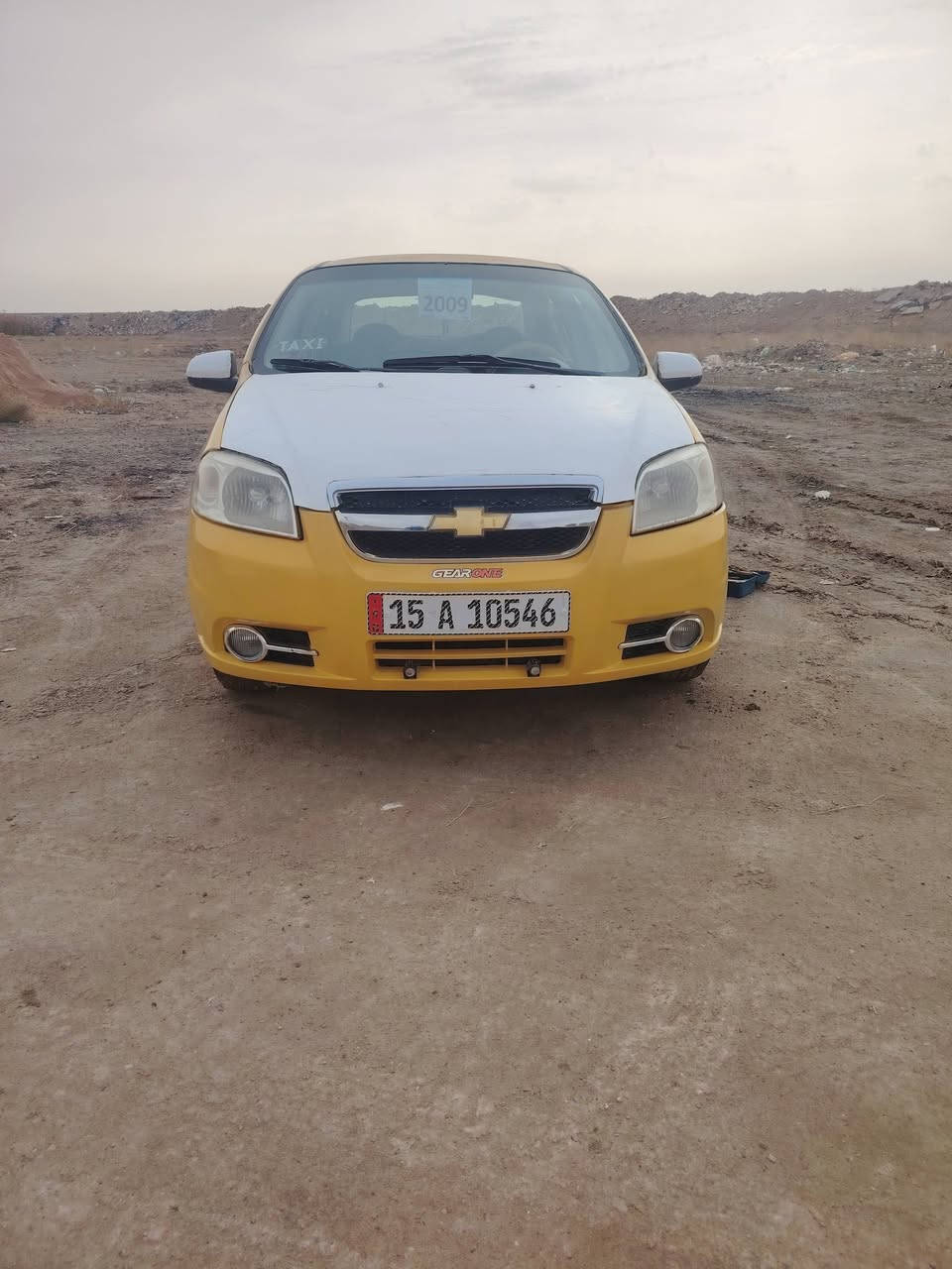 السلام عليكم
افيو 2009 خليجي محرك 1600 مسكر كير عادي سياره سنويه جديده رقم جديد مصفره هيئه مصبوغه عام السيارة 
تخم تاير وويل كب جدد شادهن صدر جديد سياره مالت جناي 
السعر 43 وبيها مجال السيارة عليها غرامه 100 الف تنزل من سعرها 
للاستفسار ***********
