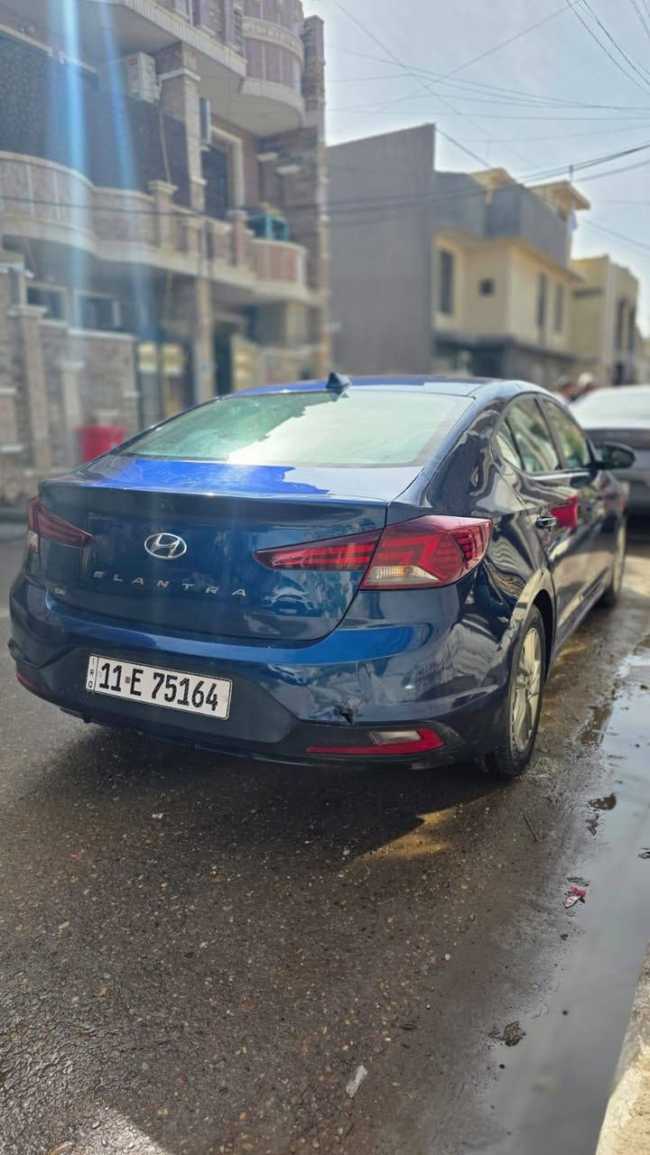 : النترا امريكيه فول مواصفات ماعدا كشن مو كهرباء
2019 حادثها خلفي بسيط من جوه سونار موجود رقم بغداد انكليزي باسمي ماشيه 94 السسسسسعر 135بيها مجال : ***********
