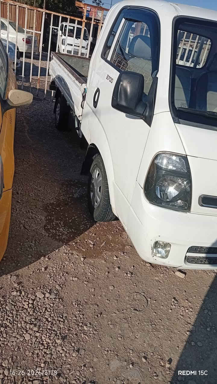 السلام عليكم سياره 2014 كفاله عامه معظم 104 وبيها مجال شواصي دوس مصلحات شاصيه كفاله رقم شاصي واضح ثانويه مو ساقطه رقم واسط وباسم ابن عمي ثاني ***********
