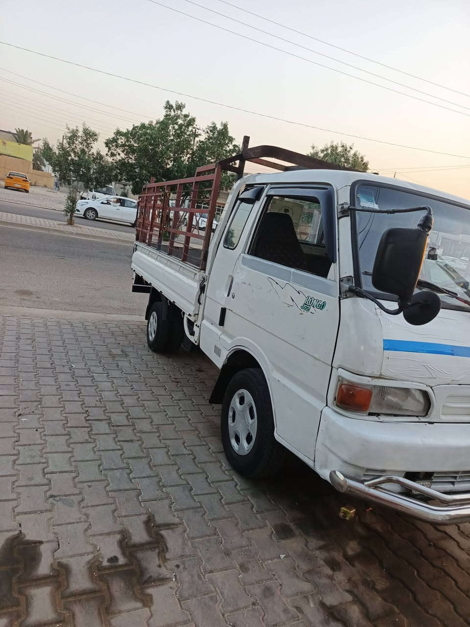 السلام عليكم كيا بنجو جيرو محرك واكسل وشاصي مقفولات حداديه جديده نشط ستيرن جديد تخم تاير صار لي شهر من شاده جديد سياره خير من الله جاهزه بوجهك للشارع رقم واسط الماني سنويه تفاصيل مستمسكات راعيها عدي قبيحه بدون راعي تكفل سرقه وقانونيات والعشائر حصه غاز مكفوله سياره جاهزه خير من الله راعيها بالديوانيه رقم تليفونه عندي اعطيه اياه وهو يخابره راعيها ما يطلب عليها بس بعيد وانا ما اروح احولها انا ابيعها بدون راعي اللي يريد هو يروح يحولها بسعر 35 العنوان بغداد المدائن رقم الهاتف***********
