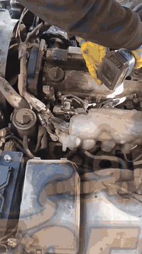 اعمالنا اليوميه تويوتا مارك تو  تم  صيانه منضومه البنزين وتبديل تخم با...