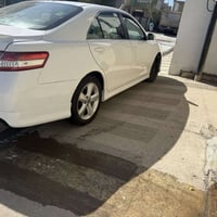 كامري موديل ٢٠١٠ فول مواصفات بس بدون سلايت سياره محرك ٢٥٠٠ محرك گير ما...