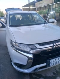 اوتلندر خليجي 2022  ماشيه 9000كم محرك 2000 بصمه وفتحه وسائد بريك دكمه ...