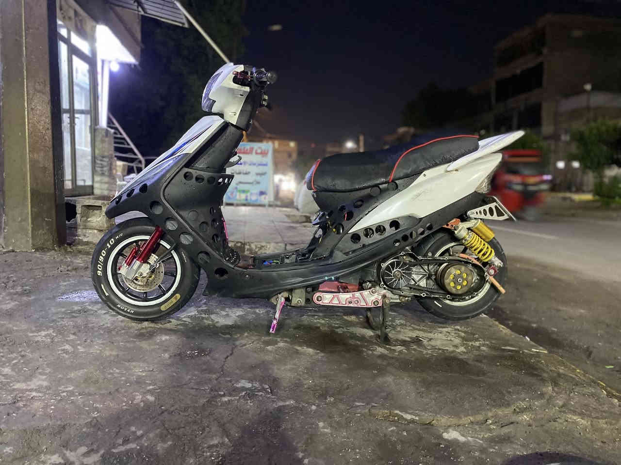 ماكس عدلة بوشة 63 

كور بصمة حجرة 66- 63 ولفات جيسو كامشفت دجة عالية

رولة 600 مدوره 

اكسل 14 رياضي 

اويل بم رياضي 

صدر قزم

شيال راجع كرزي 4 اصابع

دبل خلفي قزم 

كفر اصلي 

فلاوين ضربة نار طويلة عقل مفتوح سرعة 

ويالة مشيف اصلي تايرات جلاتين تخم 

صالنصة V8 قطعة وحده بالعراق صوتها طرب 

الدراجة هاون تشك الكاع تجي تفحص تقتنع تاخذها وتروح 

باقي التفاصيل الاتصال علة رقم او واتساب ***********. 

الي يدور دراجة مال موتة لا يوصلني 

  

مكاني بغداد الحرية شارع زين العابدين 

❤️‍🔥
