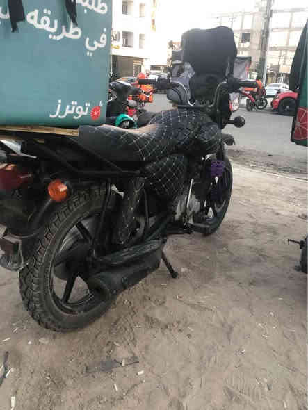 دراجة حلوة ونضيفه وما ناقصها شي شغل واطلع وين ما يعجبك مفتوحة مره وحده ما صارلها هوا الدراجة ما متعوبه ماصارلها سبوعين من طلعت للشغل رقم وسنوية بصرة سعرها مليون و700 وبيها مجال *********** شط العرب
