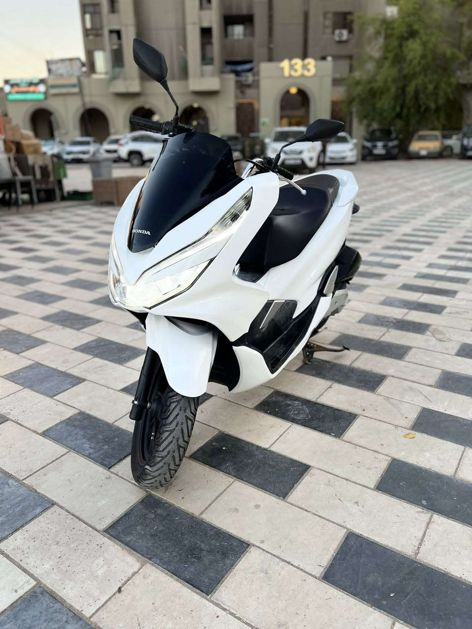 السلام عليكم  pcx جيل الثالث الياباني ثنينهن وكاله حساس ازحام حساس ستان مكاين لوك برغي ممفتوح بيهن مال رمبه مكفولات كفاله عامه شلعه معدل السعر لوحده مليون 950. العنوان بغداد الهاتف *********** اتصل وبيك خير ودلل

