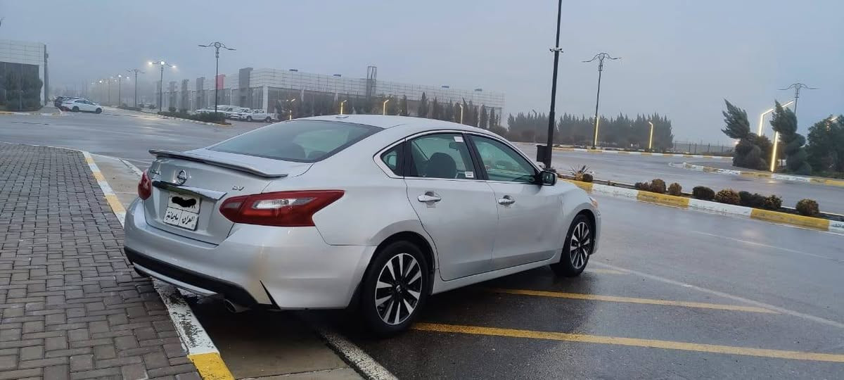 نیسان ئاڵتیما مۆدێل 2018 مواسفات sv
گێڕو مەکینەی نەکراوەتەوە بەشەرت 
پێش و پشتی کەپسە تەنها ئێرباگی شانێکی تەقیوە پارچەیەک و دوو بست بۆیاخە لە سلێمانیم
سعری ١١٨ گەڵاو معامەلە *********** السليمانية, العراق
