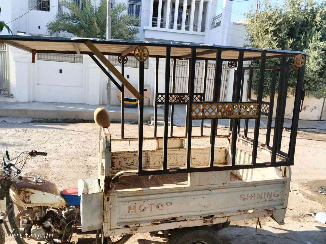 مرحبا شباب هاي ستوته للبيع ستوته هي محجلها وتاير خلفي سبير السعر 550 وبيها مجال للاستفسار الرقم ***********
