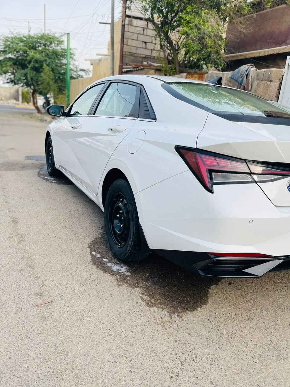سلام عليكم النترا خليجي 2021 كفالة عامه فول مواصفات حساسات امامي خلفي
كاميرا 
بصمة دخول ذكي 
ويل كب كروم 
تبريد قطعتين 
رقم اربيل 
وكاله بسمي ابسم شركه 
ماشيه 100 الف 
السعر 160
مكان السياره بصره 
الهاتف ***********
