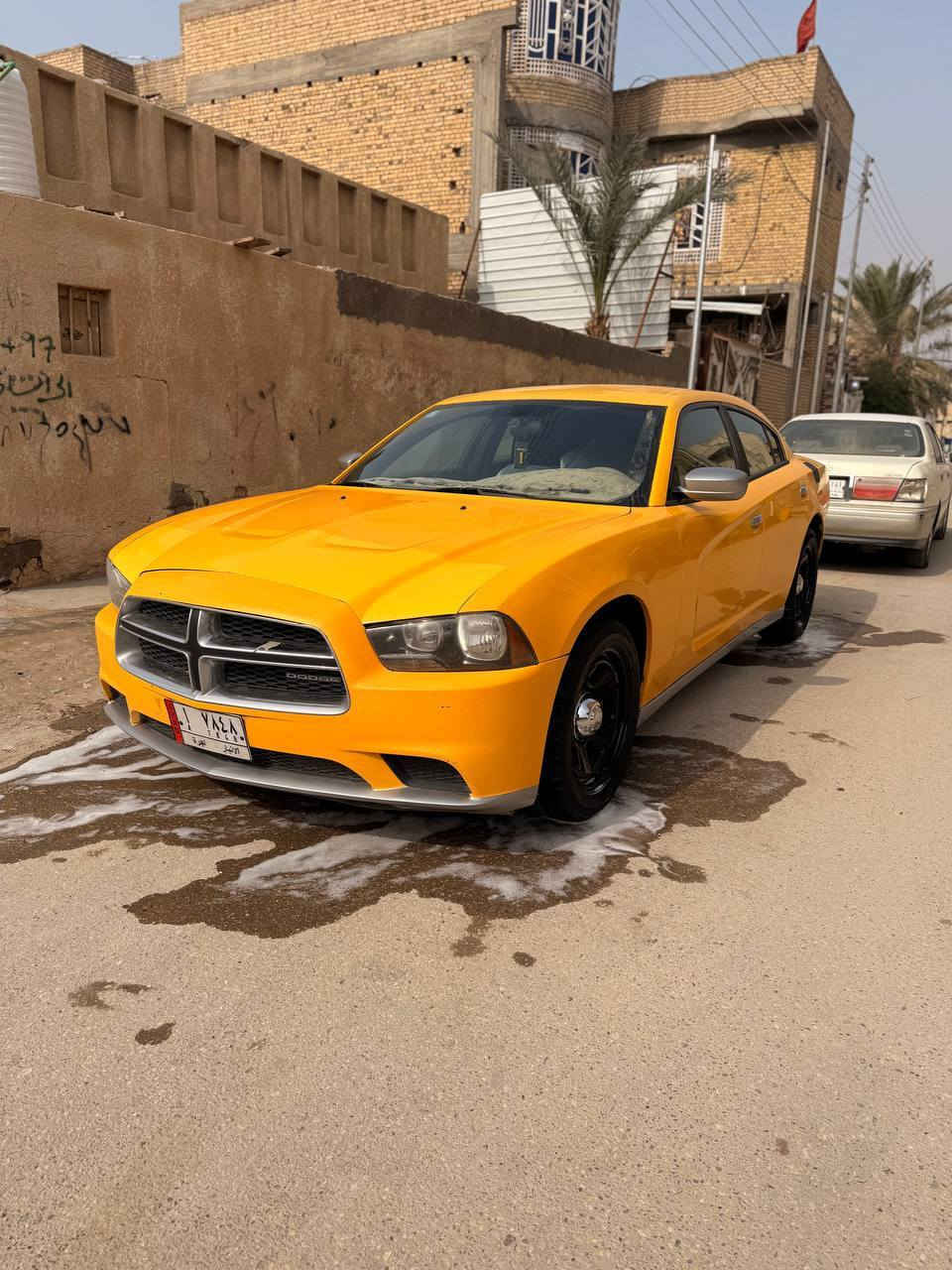 سلام عليك سياره جاهزه مديل 2012
كير ومكينه حداديه اكسن تخم تاير كله جديد 
بيه بنيد وجاملغ امامي بدون دواخل 
سياره جاهزه مداور ثاني يوم ***********
