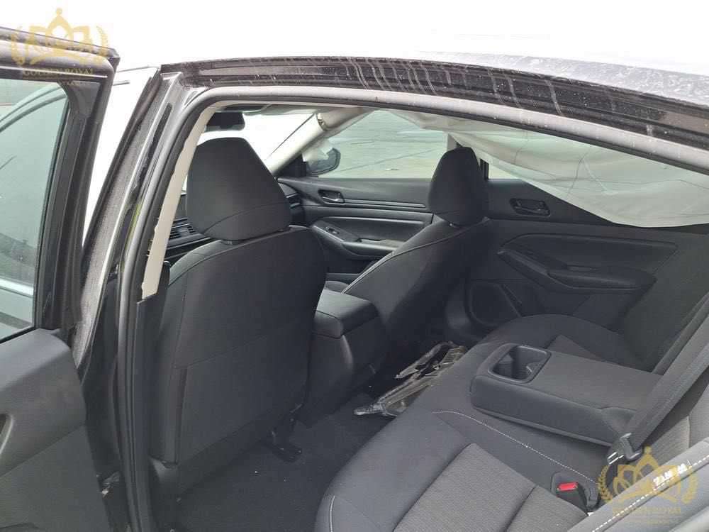 السلام عليكم
نيسان التيما 2024 فئة s 
حاليا بالاردن الحادث كما موضح بالصوره 
فقط جاملغ ورصعه بالباب من دون دواخل
+ ايرباكات طاكه تكدر تدخلهه شهداء اوضباط 

السعر 110 قفل 

رقم الهاتف
***********
