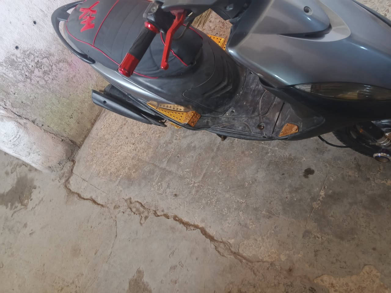 السلام عليكم ماكس عدله للبيع دبلات رياضي كلجات جدد غراض رياضيه كهربائيات شغاله بوشه ٤٩ دراجه حلوه بيع مال مستعجل السعر ٦٠٠ للستفسار ***********
