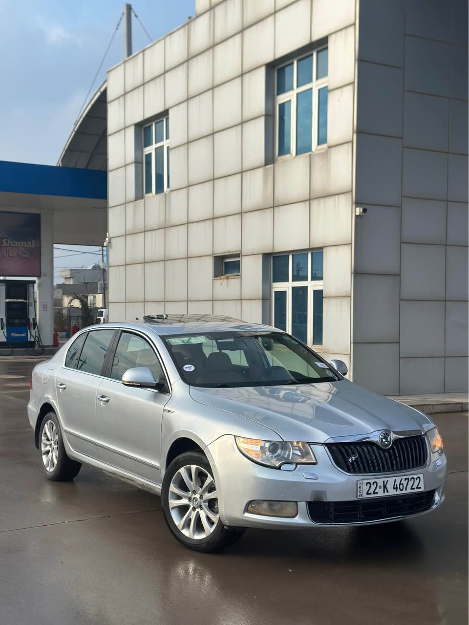 لە هەولێرم سحری ( ٧٣ وەرەقە )
***********
واتسئاپی لەسەرە

سکۆدا سوپەربی خلیجی مۆدیل ٢٠١٣ فول فول مواسەفات 

٣ پارجەی بەس پەمپە بێ ئرباگ

گێر و مەکینە و تەقە و رەقەی بەشەرتە
سەیارەکە لەسەر دەقی بیلادە و زۆر پاکە ماوە
یەک دینار مەسرەفی تێدانیە هەموو گیانی بەشەرتە 

مواسەفات خلیجی //- ١- سلایت ٢- ناو زەرد ٣- ٤ کوشین کارەبایی ٤- بەسمە  ٥- شاشە گەورە ٦- ١٢ ئرباگ ٧- ئاوێنە شەفت ٨- حەساس ٩- کوشین کارەبای ١٠- کوشین جلد ١١- تەحدد سورحە ١٢- لایت بەرز و نزم ١٣- ٣ پەردە ١٤- ناو فۆرمیکا  ١٥- ئاوێنە هیتەر

سحری ٧٣ وەرەقە ومەجالێکی زۆر کەم *********** أربيل, العراق
