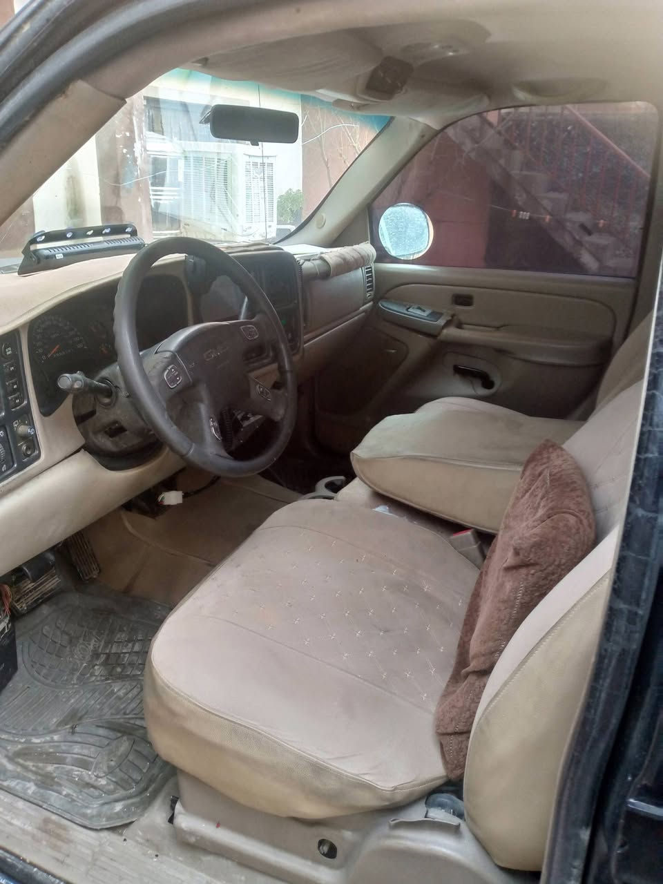 سلام وعليكم جمسي 2005 ادوات ادوات السياره جاهزه من كلشي سعر 50 وبيها مجال رقم الهاتف *********** متواجد خاص
