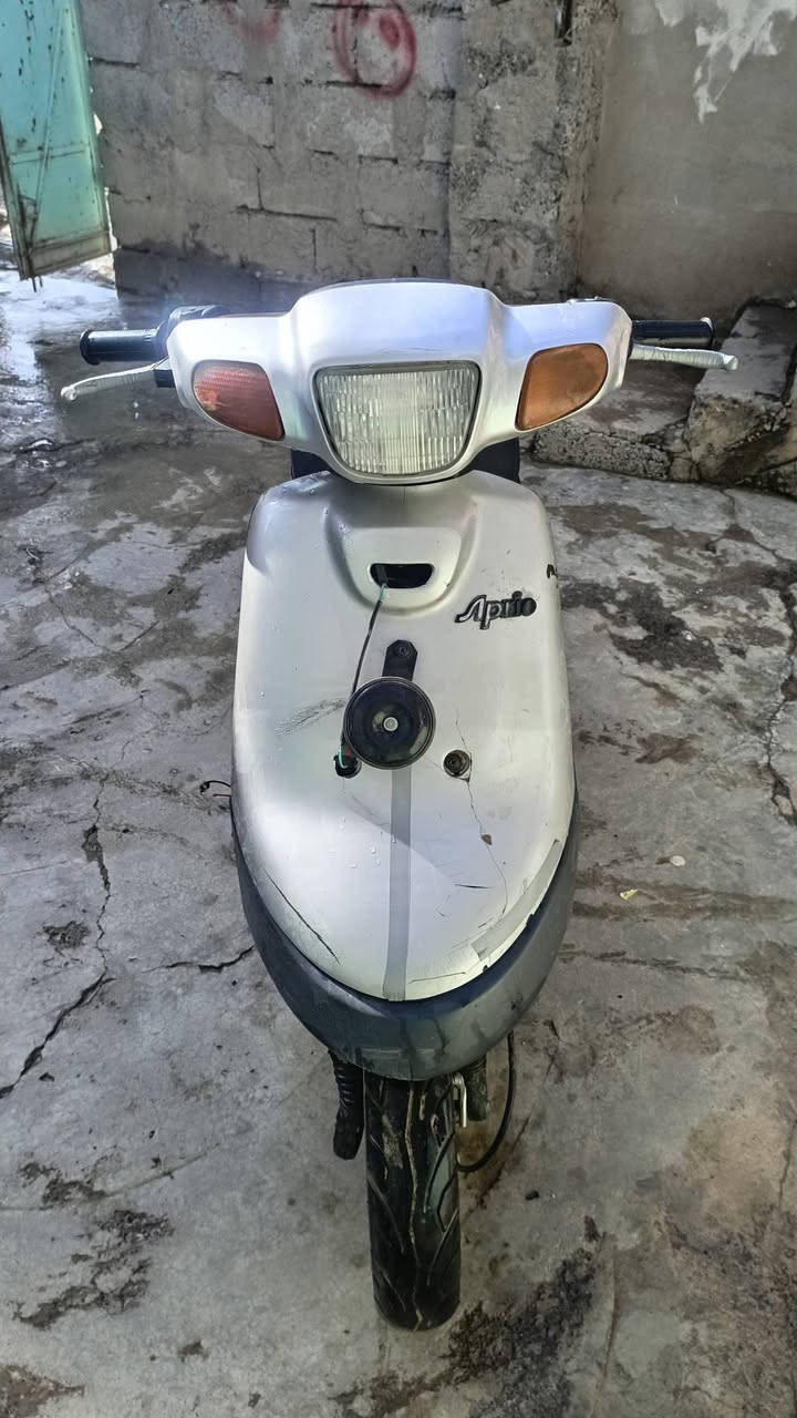 مطور بوتين للبيع شاصي ملحوم وايرمنيه شغال سعرو 150وبي مجال بسيط ***********
