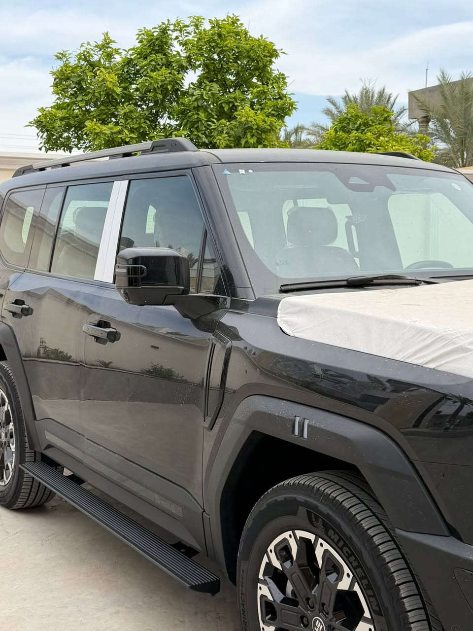 🚗 للبيع جيتور g700 بريمور
✅ المواصفات :

📅 الموديل: 2026

⚙️ المحرك: 2000 سي سي تيربو – 4 سلندر
🔋 النظام: هايبرد Plug-in
🏢 الوكالة: جيتور
🎯 الويل: 21 إنش
• نظام هايبرد بلَك إن اقتصادي وقوي
• ناقل حركة أوتوماتيك
• دفع رباعي
• شاشة لمس كبيرة
• نظام ملاحة
• كاميرات محيطية
• حساسات أمامية وخلفية
• مثبت سرعة
• أنظمة أمان متقدمة
• مقاعد فاخرة
• مكيف أوتوماتيك متعدد المناطق
• إضاءة LED
• تصميم خارجي رياضي
الاستفسار الاتصال على الارقام التاليه
***********
***********
