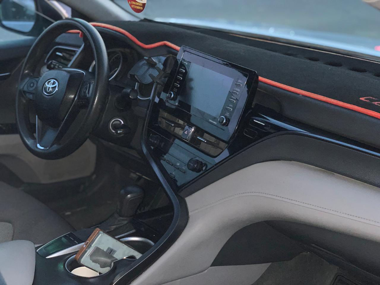 اسلام وعليكم كامري مديل 2023                                      وبيها مجال بسيط  مكان السيارة ديالى بعقوبة كنعان والسونار موضح بل صورة 
السعر 175 وبيها مجال بسيط 

‭٠ ٧٨٨ ٩١٨ ١٩٥٧‬
