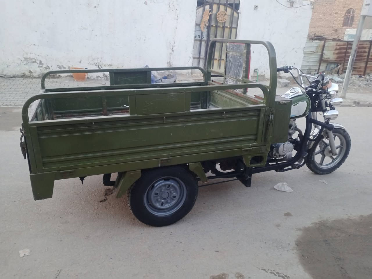 السلام عليكم ستوته للبيع موديل 20 مكاني ديوانيه الاتصال على هذا الرقم ***********
