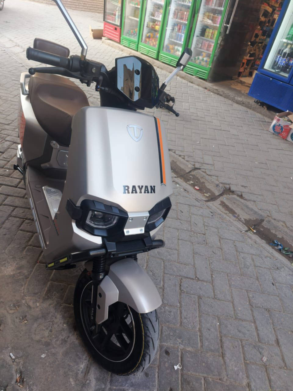 دراجه يان وحش الكونن معروفه مواصفته اللسعر 850 وبيه مجال مكاني كراده الجامعه التكنلوجيه ***********
