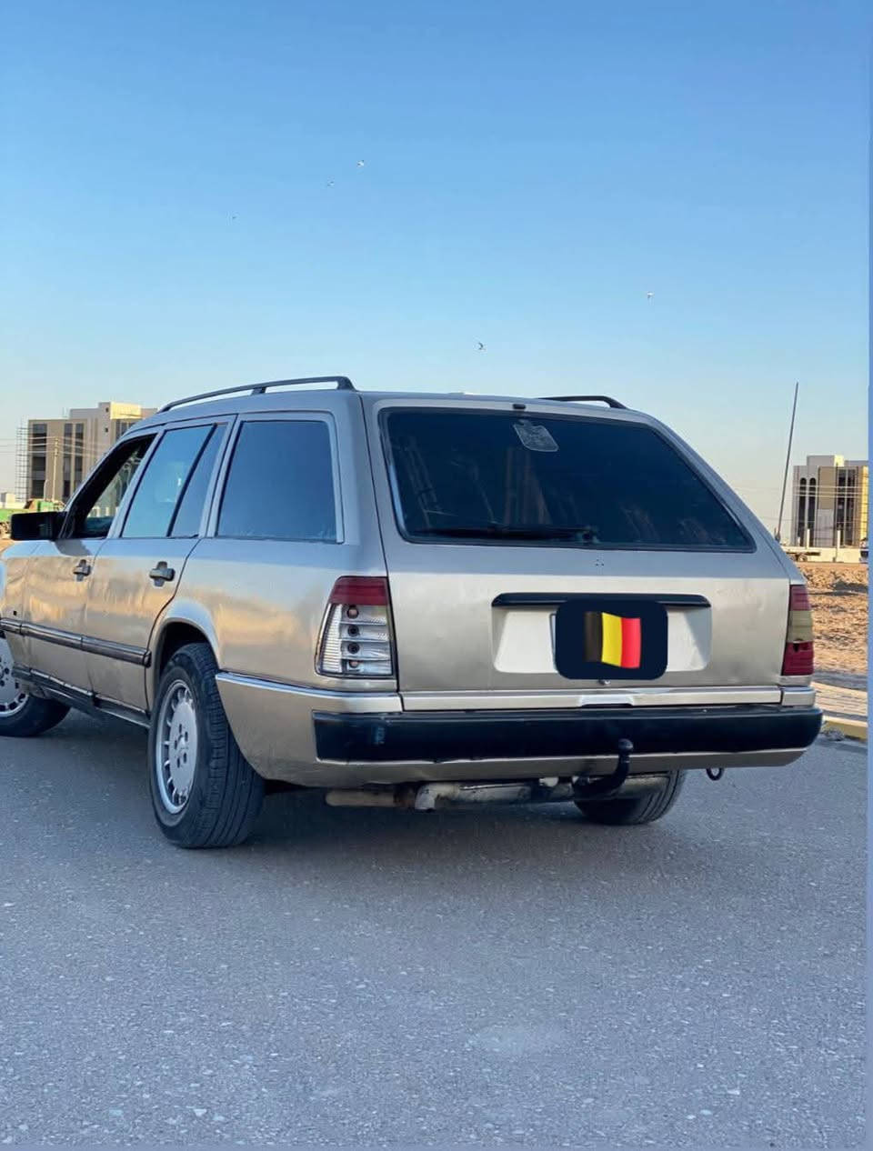 سلام عليكم سياره مارسدس ستيشن مديل91
محور 2500 
سياره جاهزه تحويل ثاني يوم سعره 45 سياره مكانه بسماوه رقمه مشروع وطني
اذ كو مراوس نرهم طي فرق قليل عليه عادي
‏‪***********‬‏ هاذه رقم راعيه وبي واساب  وهوه يتابع المنشور تحياتي 🤍
