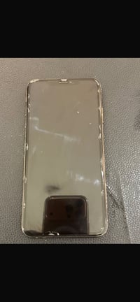 آيفون XS ماكس • ٦٤ • بطارية ٧٧٪