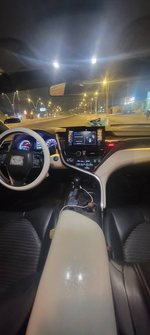 تويوتا كامري للبيع موديل 2024 se هاييرد فول ما عدا البانوراما سياره جاهزه وجديده كير مكينه حداديه تبريد خير من الله السياره جديده بمعنى الكلمه حادثها صفحه العبري ٣ قطع بيبان ثنين وجاملغ الأمامي بدون دواخل بجم والضهر كبس شرط السياره رقم بصره وبأسمي تحويل مباشر السعر 169 وبيها مجال قليل وماكو هيج سعر للتواصل *********** البصرة, العراق
