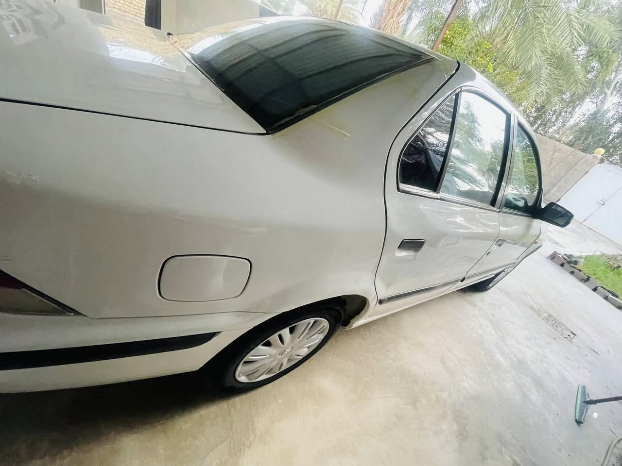 السلام عليكم سمند للبيع موديل 2011 رقم قادسية دولي سنويه 2030 هزه جديده مداور ثاني يوم مكاني دوانية السعر 42 بي مجال دواخل بلاديه مكينه كير حداديه تايرات كفاله مكفوله من الضربه والصبغ عدا بنيد طاير  وشويه بجاملغ 
***********
