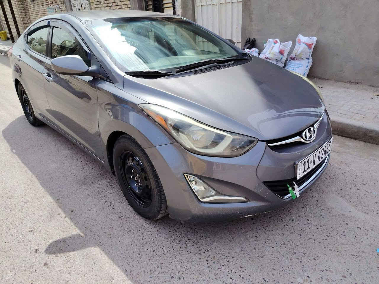 سلام عليكم النتره 2014 وارد أمريكا حادث جاملغ وباب مال أمريكا وبيهه بل عراق جاملغ بارد والباقي مكفول
كير مكينه كفاله مكاني بغداد المشتل حي المعلمن
السعر ١١٥ وبيه مجال
***********
