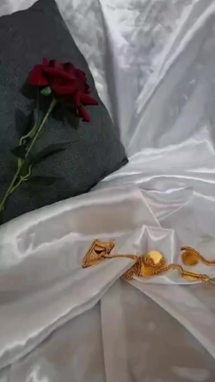 جديدنا للعيد🌙
قاردون ليره طول متر اناقة وفخامة ذهب برازيلي أصلي❣️
ضمان طلاء ثابت 💯 
جوده عالية 💯
كوالتي ممتاز 💯
 سعر 7,000 الاف
👑👑
نتميز بالجودة العالية💥والطلاء الثابت❤️بضاعتنا ضمان حقيقي👍💥أنسب الأسعار✨️ وأفضل🌹وأحدث 🌹الموديلات🫡
للطلب راسلونا خاص 
❤️❤️
متوفر توصيل داخل كربلاء 3,000 آلاف 
وكافة المحافظات 5,000 الاف🚘


**إذا كنت صاحب هذا الإعلان وتريد حذفه لأي سبب، رجاءا أرسل رسالة إلى الدعم الفني**