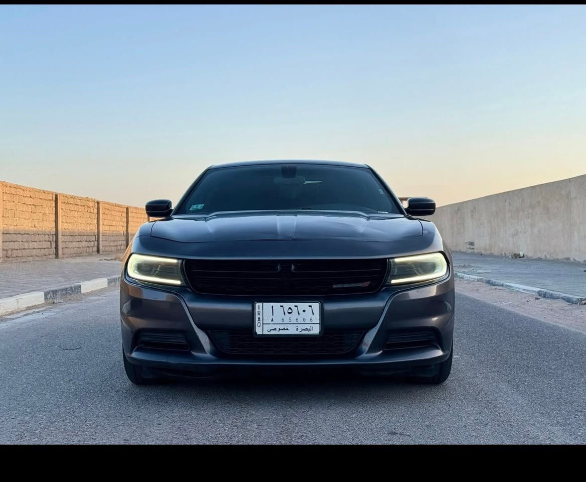 دودج تشارجر SXT موديل 2022 🔥
• محرك 3.6L V6 قوي واقتصادي
• جير أوتوماتيك 8 سرعات
• دفع خلفي
• تشغيل بصمة + ريموت ستارت
• شاشة Uconnect كبيرة
• Apple CarPlay + Android Auto
• كاميرا خلفية
• حساسات خلفية
• تحكم سكان + مثبت سرعة
• مقاعد رياضية مريحة
• مكيف ثلج
• إنارة LED
• جنوط وكالة
• نظام Eco لتوفير الوقود
• أنظمة أمان وثبات متطورة
• داخلية نظيفة جداً
• الممشى: 70,000 mi

💰 السعر: 215
📍مرقم بصرة حره

📌 رقم الشاصي:
2C3CDXBG9NH161300

✨ سيارة مرتبة جداً، محرك وجير بحالة ممتازة، جاهزة للاستخدام اليومي والسفر.
 للاستفسار ***********
