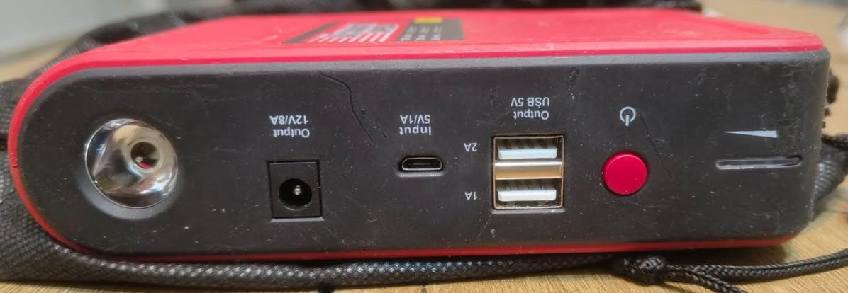 • پاوەر بانکی مارکەی Ultimate Speed
• 12000 MAH
• مارکەی ئەڵمانیە
• پاتری سەیارەی پێ چەتەڵ دەکرێت لە کاتێکدا ئەگەر پاتری سەیارەکەش تەواو بێ وزە بێت 
• مۆبایل شەحن دەکاتەوە و شوێنی دوو USB هەیە
• شوێن چەرخی هەیە واتا لە کاتێکدا 4 شەحن دەدات
• لایتێکی بەقوەتی هەیە بە 3 جۆر کار دەکات
• گڵۆپی لەسەرە بۆ کەمی و زۆری شەحنی خۆی
• توانای باشی هەیە و بڕی یەک ئەمپێر کارەبا دەدات السليمانية, العراق


**إذا كنت صاحب هذا الإعلان وتريد حذفه لأي سبب، رجاءا أرسل رسالة إلى الدعم الفني**