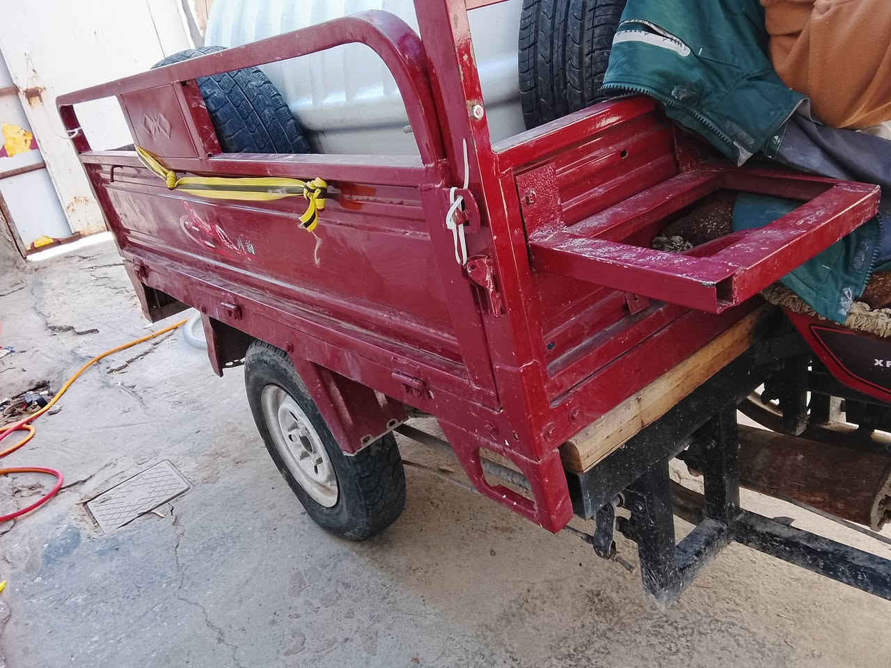 ستوته للبيع موديل 15 اغراض 23 ماكينه 22. ***********
