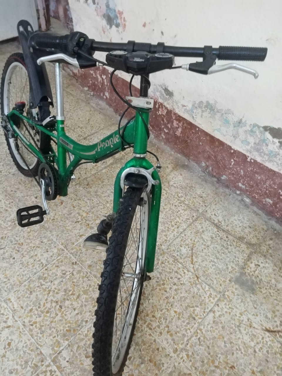 للبيع 60 الف جانب الأيمن ***********
