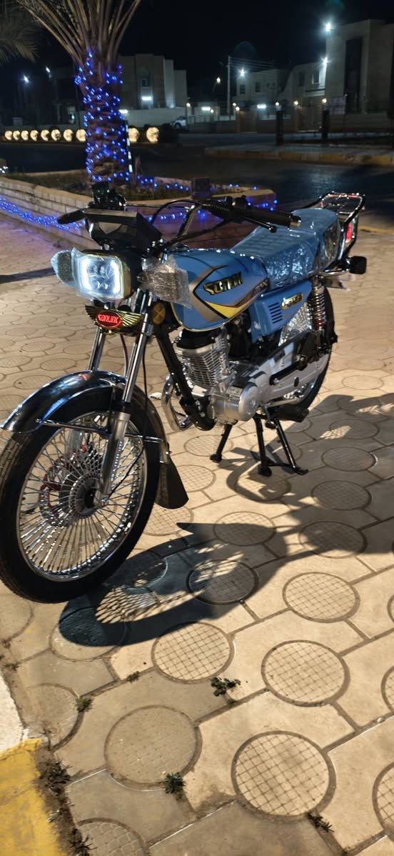 للبيع دراجة ...
سولنك موديل 2025 
4 كير ...125cc
شديتة بالعيد الصغير...
موطور شخط مابي 
دهنو امزويل 
السعر 850 بي مجال للشراي
***********
