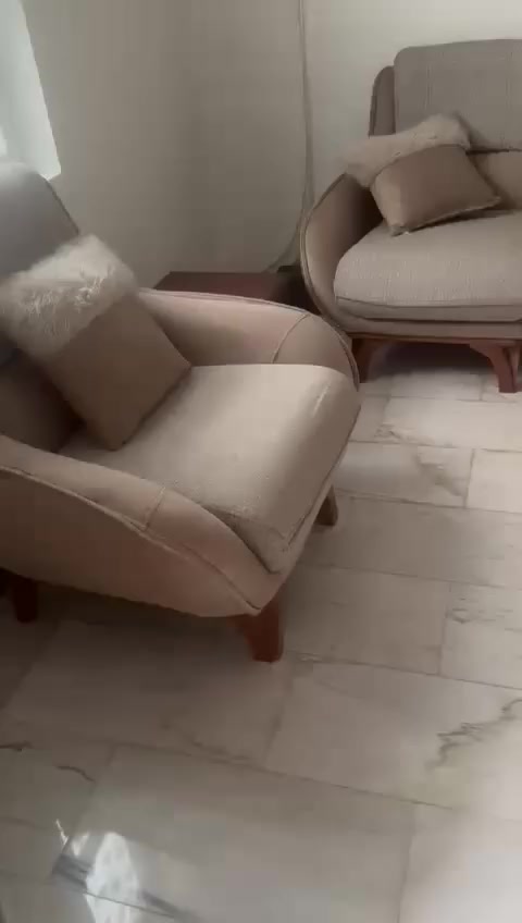 السلام عليكم هذا تخم جديد اشتريته ب مليونين ونص وريده مليون و800ولشراي بي مجال


**إذا كنت صاحب هذا الإعلان وتريد حذفه لأي سبب، رجاءا أرسل رسالة إلى الدعم الفني**